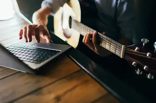 How to Learn Guitar Online in Just 14 Days - A Step-by-Step Guide