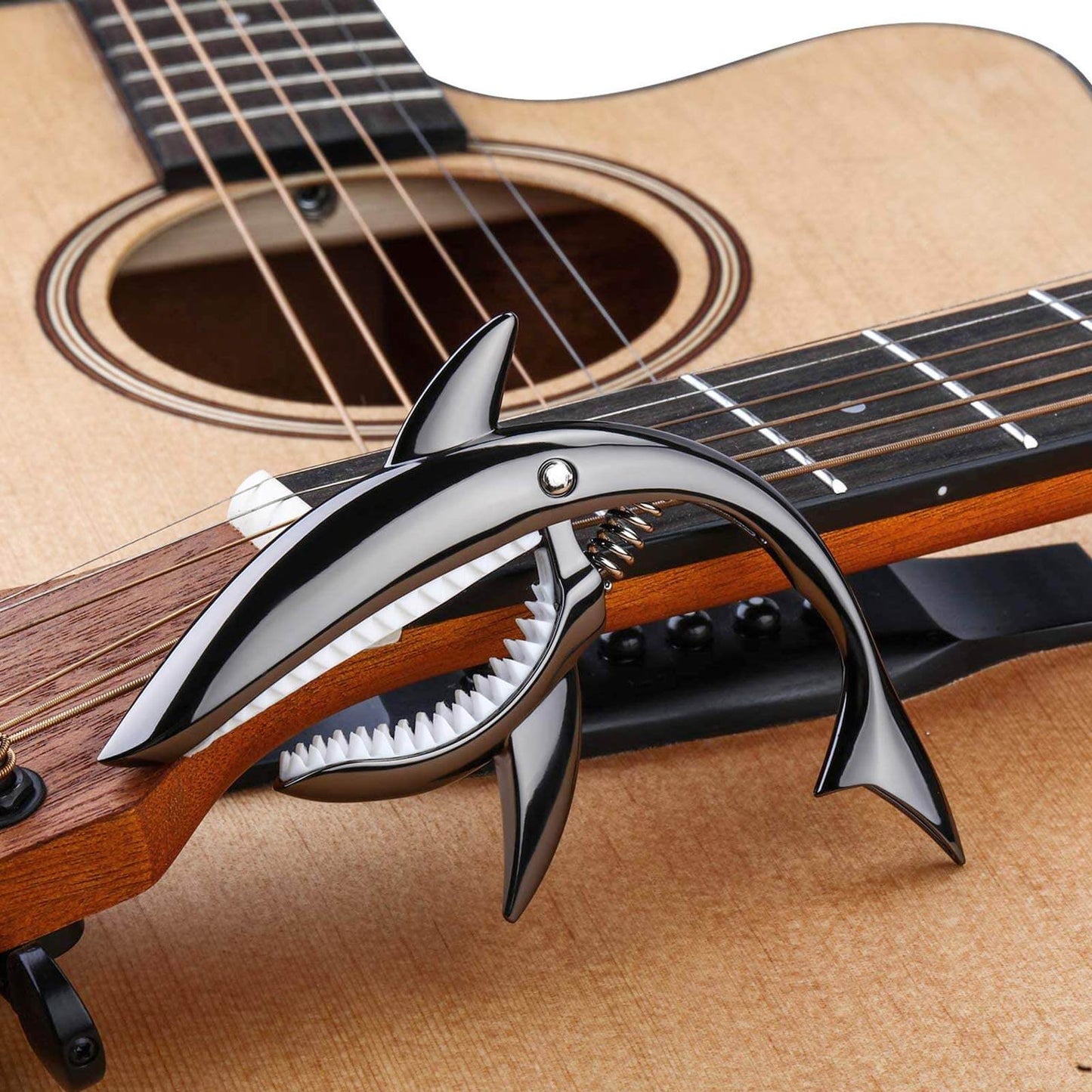 Sharky™ Shark Capo – Bite Into Flawless Guitar Key Changes guitarmetrics