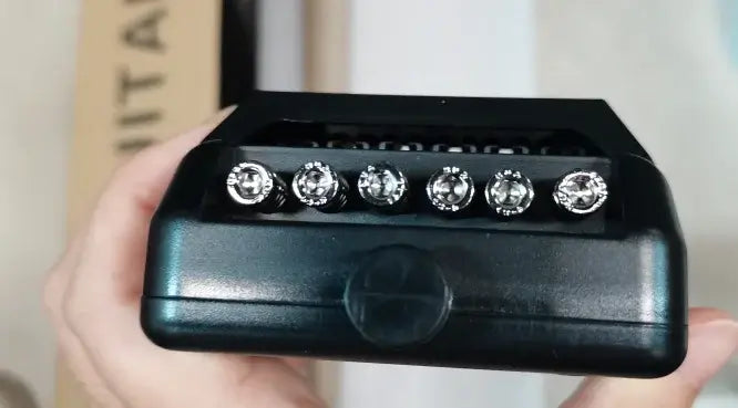 7-Fret Smart Electric Guitar – Silent Practice, Smart Learning, Total Freedom