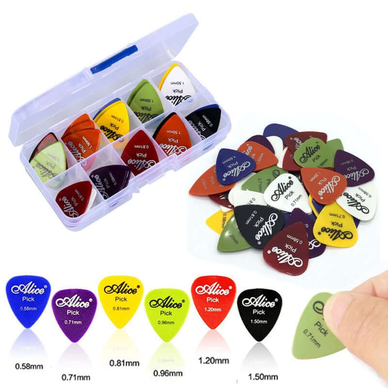 Guitar accessories set (Picks, capo, fingertip protector) guitarmetrics