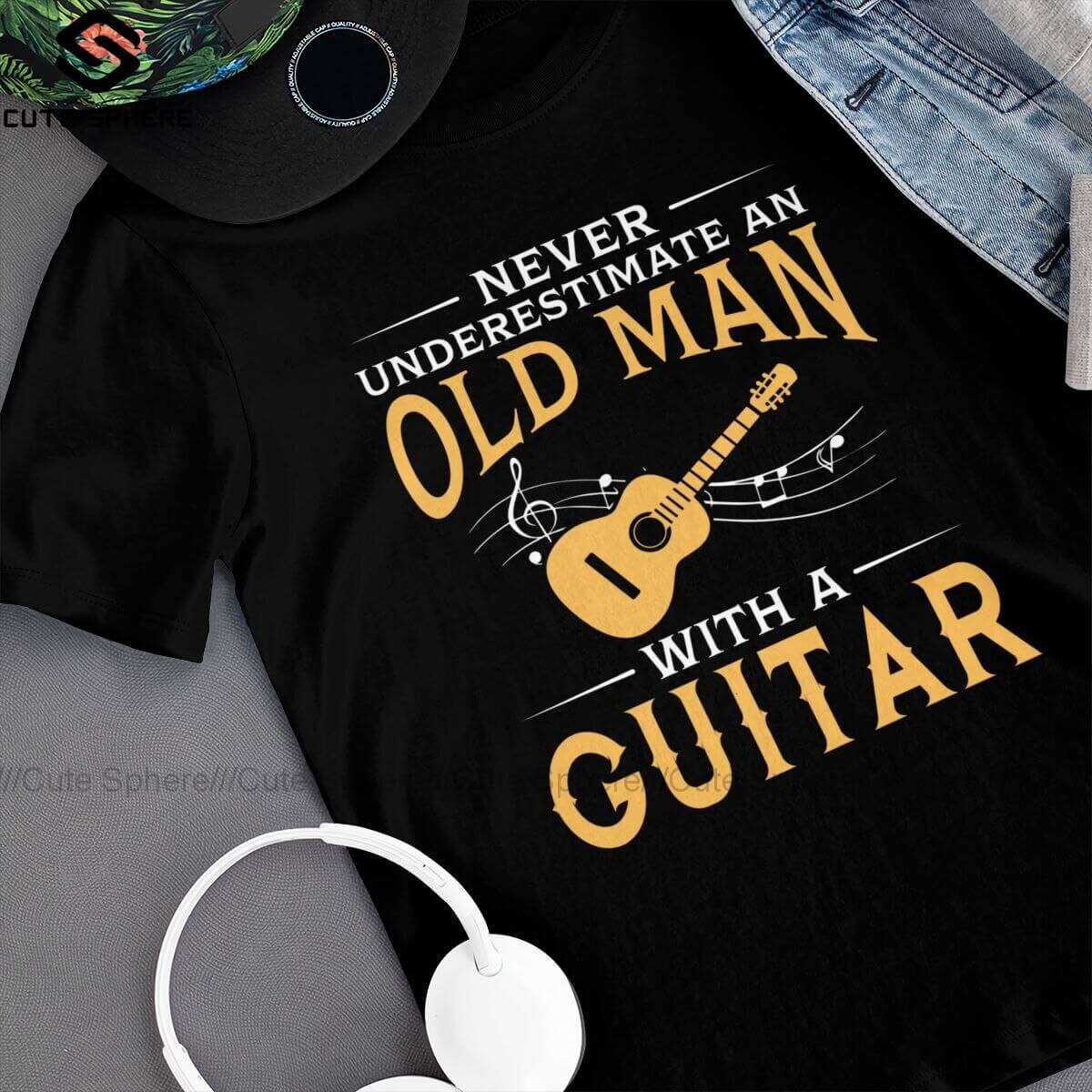 An Old Man With A Guitar print T-Shirt guitarmetrics